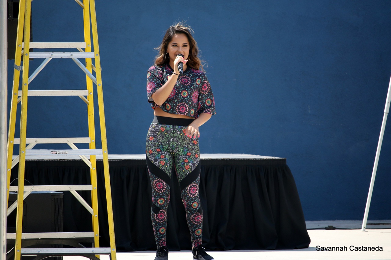 2016-2017: Выступления